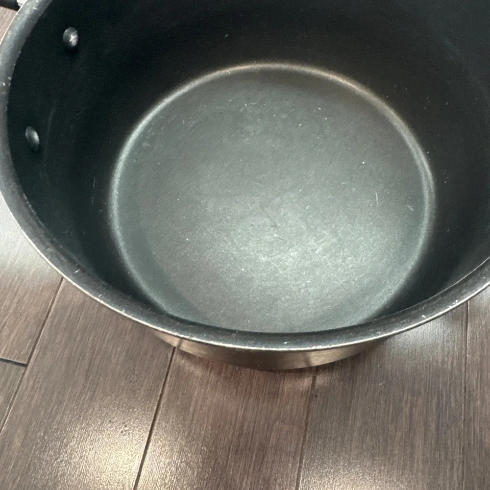 T-Fal Sleek Black Medium/Large Non Stick Cooking Pot with Handles